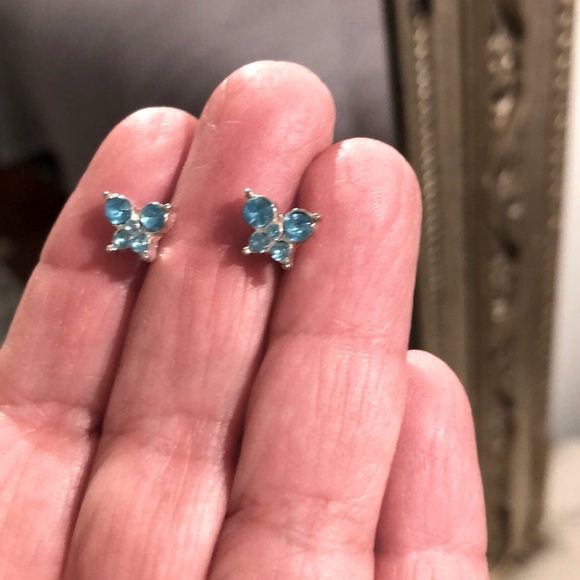 Blue gem butterfly earrings - Picture 2 of 3
